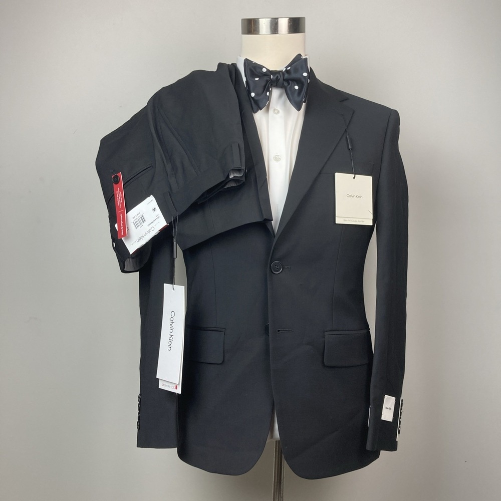 Calvin Klein Suit Mens Slim fit 2-pc Jacket 38S Pants 31W 32L Black Solid Wool